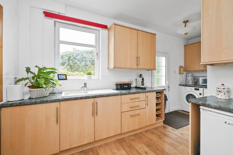 2 Crichton Drive, Pathhead, EH37 5QL