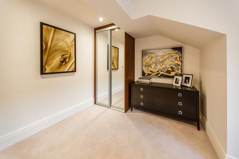 2 bedroom penthouse to rent, Oxford Penthouse, Fulham W6