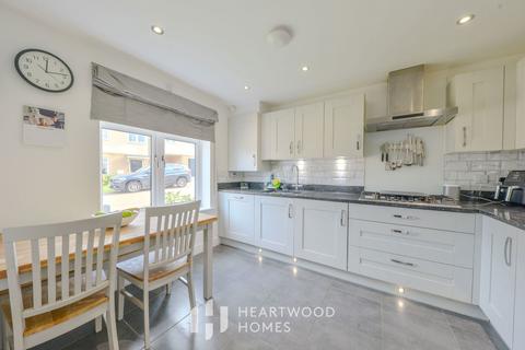 4 bedroom semi-detached house for sale, Harrier End, St Albans, Hertfordshire, AL4 0LD