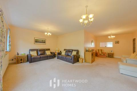 86 Batchwood Drive, St Albans, AL3 5SA