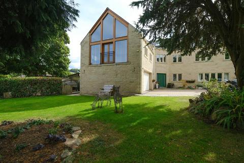 7 bedroom detached house for sale, Stoney Bank Road, Holmfirth HD9