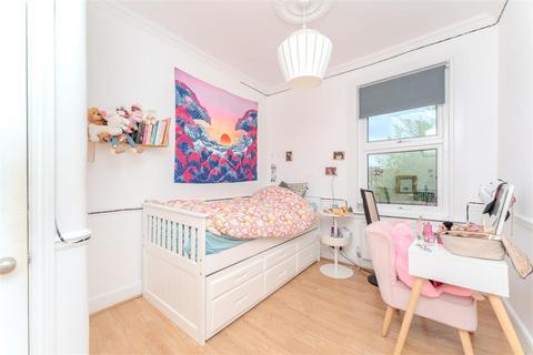 89 Loveday Road, London, W13 9JU