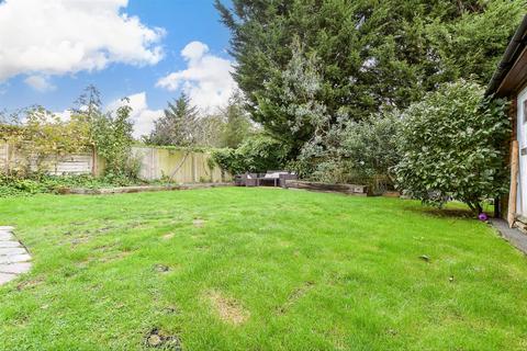 3 bedroom detached house for sale, Headcorn Road, Biddenden, Ashford, Kent