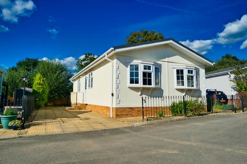 2 bedroom park home for sale, Billingshurst Road, Pulborough RH20