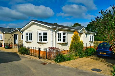 2 bedroom park home for sale, Billingshurst Road, Pulborough RH20