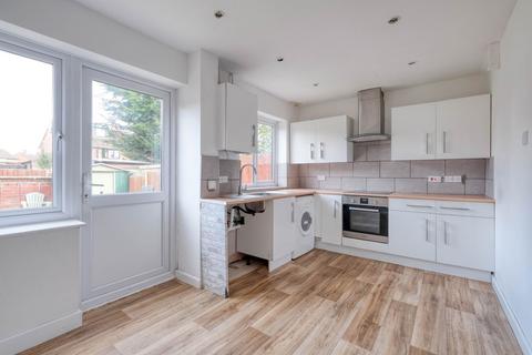 2 bedroom semi-detached house for sale, Shepherds Walk, Bromsgrove, B60 3PS