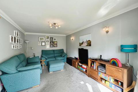 31 The Meadows, Skewen, Neath, SA10 6SJ
