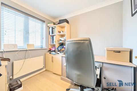 2 Gregory Close, Meppershall, Shefford, SG17 5GA
