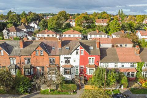 4 bedroom terraced house for sale, Nunroyd Road, Moortown, LS17