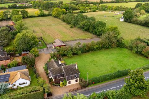 4 bedroom equestrian property for sale, Nash Road, Great Horwood, Buckinghamshire, MK17