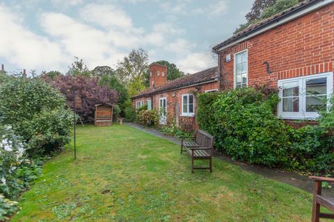 2 bedroom cottage for sale, Yarmouth Road, Melton, IP12 1QE