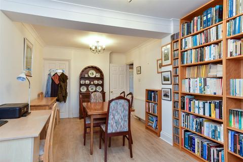 2 bedroom chalet for sale, Solway Avenue, Brighton, East Sussex