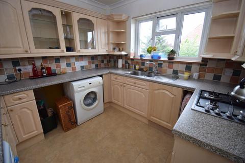 2 bedroom maisonette to rent, Anslow Place, Nr. Burnham, Slough, Berkshire, SL1