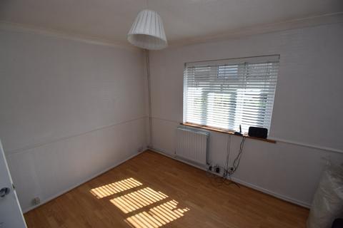 2 bedroom maisonette to rent, Anslow Place, Nr. Burnham, Slough, Berkshire, SL1