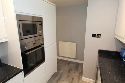 3 bedroom detached house to rent, Rochdale OL12
