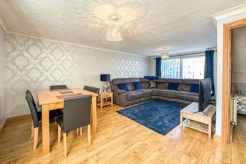 3 bedroom end of terrace house for sale, Cromdale Close, Nuneaton CV10