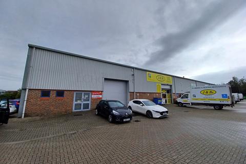 Warehouse to rent, Unit 1 Endeavour Business Park, Ringwood, BH24 1SF