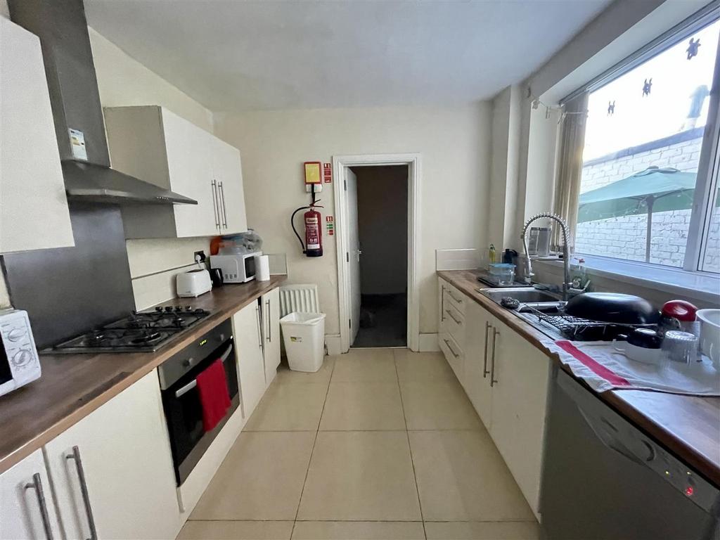 House in Newcastle upon Tyne, Sandyford, Tyne and Wear - View 3