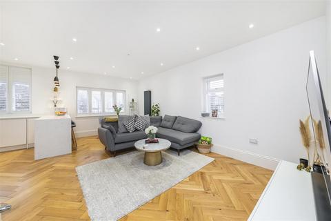 2 bedroom flat for sale, Horn Lane, Acton, W3