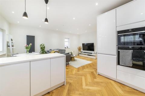 2 bedroom flat for sale, Horn Lane, Acton, W3