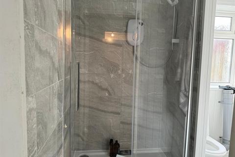 3 bedroom flat to rent, Hunters Road, Spital Tongues, NE2