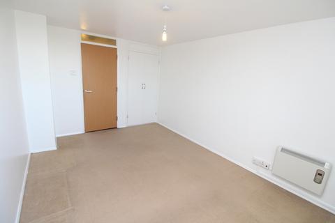 2 bedroom apartment to rent, Westwell Close, Orpington, BR5