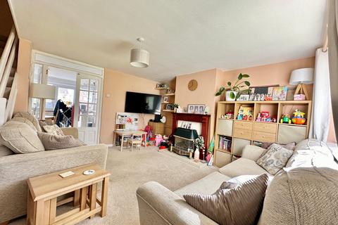 3 bedroom terraced house for sale, Clyde Place, Bletchley, Milton Keynes, MK3