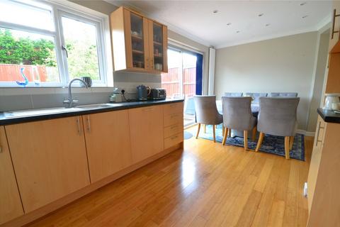 27 Coronation Road, East Grinstead, RH19 4AJ