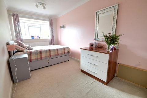 27 Coronation Road, East Grinstead, RH19 4AJ