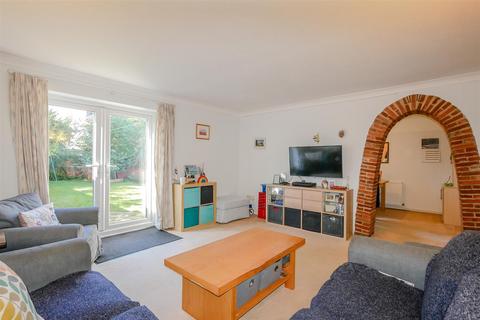 4 bedroom semi-detached house for sale, One End Lane, Benson OX10