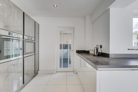 45 Burnham Road, Hullbridge, Hockley, SS5 6BG