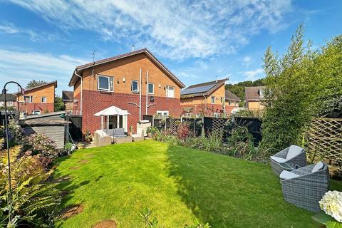 3 bedroom semi-detached house for sale, Carrfield Avenue, Timperley