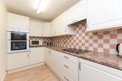 1 bedroom apartment for sale, Orchard Lane, Leeds LS20