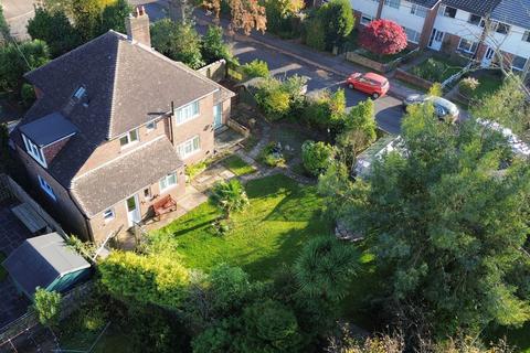 4 bedroom detached house for sale, Wood Ride, Haywards Heath, RH16