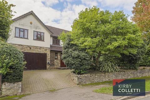 6 bedroom detached house for sale, Carnaby Road, Broxbourne