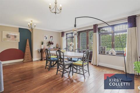 1 Carnaby Road, Broxbourne, EN10 7EF