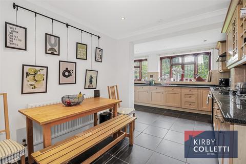 1 Carnaby Road, Broxbourne, EN10 7EF