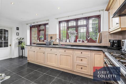 1 Carnaby Road, Broxbourne, EN10 7EF