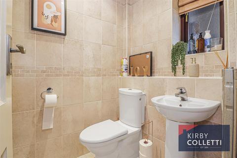 1 Carnaby Road, Broxbourne, EN10 7EF
