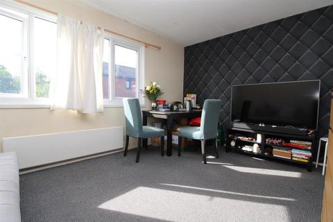 1 bedroom maisonette to rent, Downland, Two Mile Ash, Milton Keynes, MK8 8AS