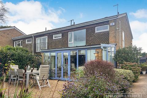 3 bedroom end of terrace house for sale, Buckingham Gardens, West Molesey KT8