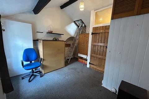9 Heol Aran, Bala, LL23 7SP