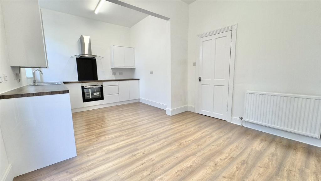 Oxford Road, Wallasey, Merseyside, CH44 4 bed semidetached house for