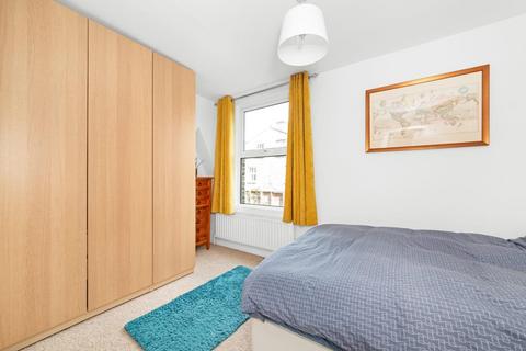 1 bedroom apartment for sale, High Street, Penge, London, SE20