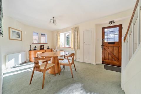 3 bedroom detached house for sale, Briar Way, Guildford