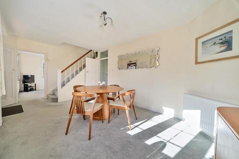 3 bedroom detached house for sale, Briar Way, Guildford