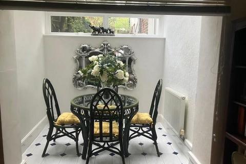 2 bedroom flat for sale, Fortis Green,  London,  N2,  Fortis Green,  London,  N2,  N2