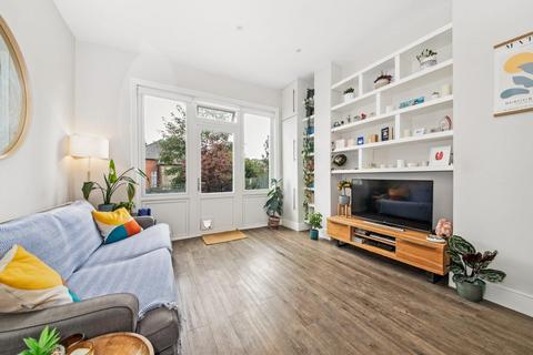 Flat B, 18 Bishopsthorpe Road, London, SE26 4NY