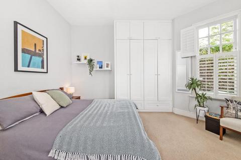 Flat B, 18 Bishopsthorpe Road, London, SE26 4NY