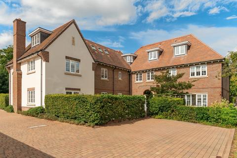 2 bedroom apartment for sale, North Park, Gerrards Cross, Buckinghamshire, SL9